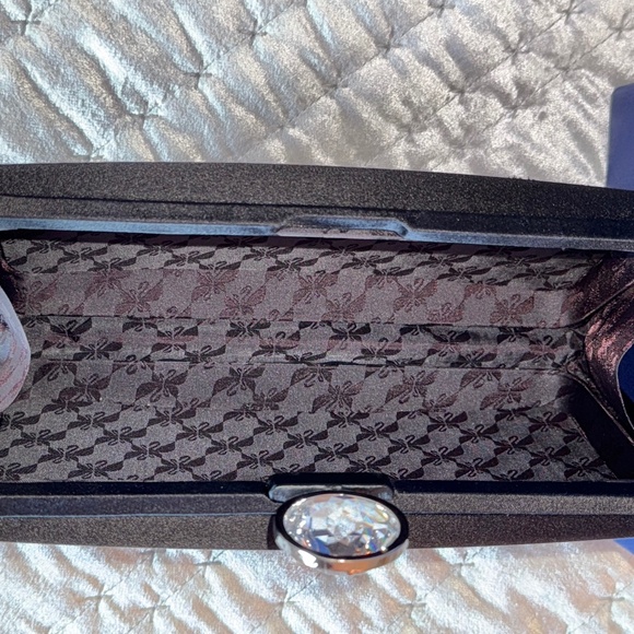 Big Swarovski Crystal Black Satin Clutch Purse with box 8" x 4" - Picture 4 of 7